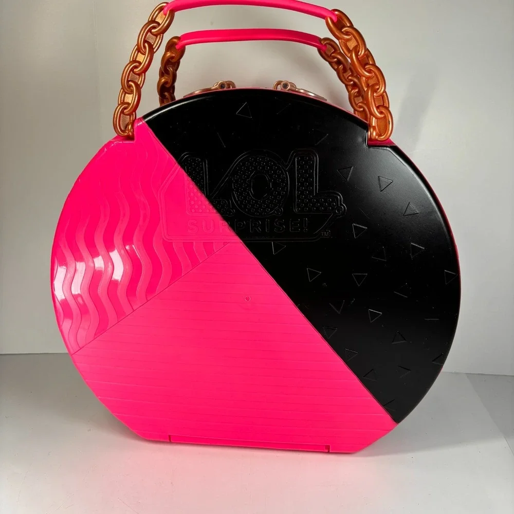 L.O.L. Surprise! set comes